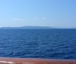 Insula Eghina in departare